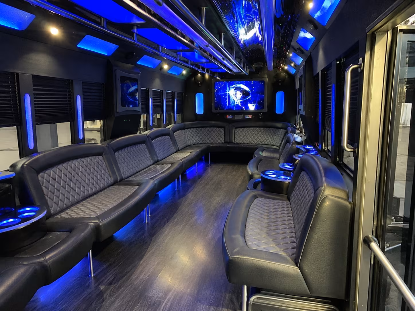 rio rancho 28 passenger party bus interior