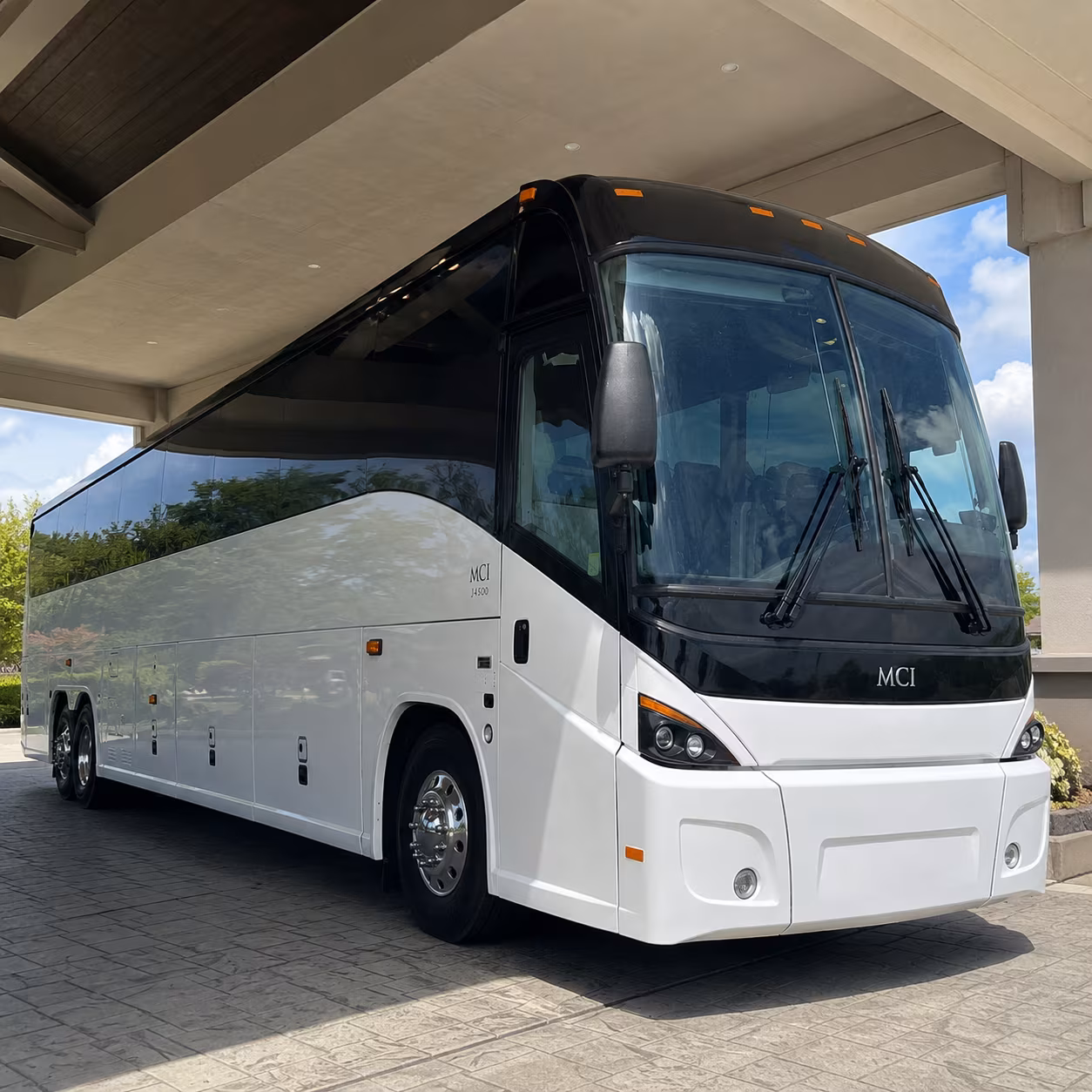 rio rancho employee shuttle buses along nm 528 and unser blvd