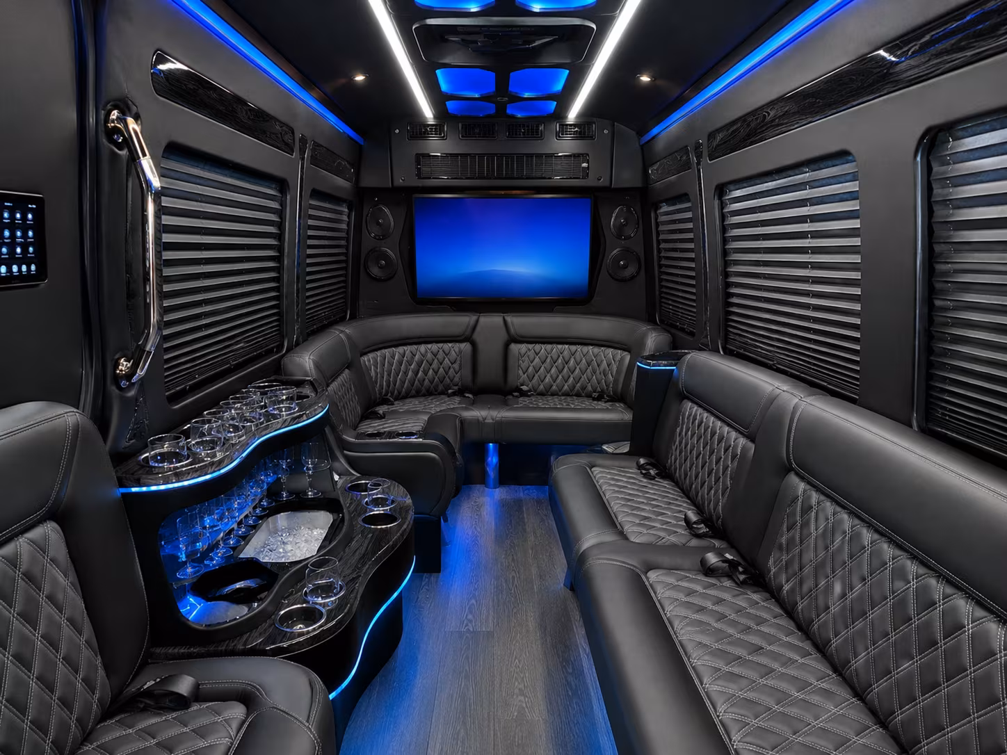 senior and accessibility focused church shuttle buses in rio rancho